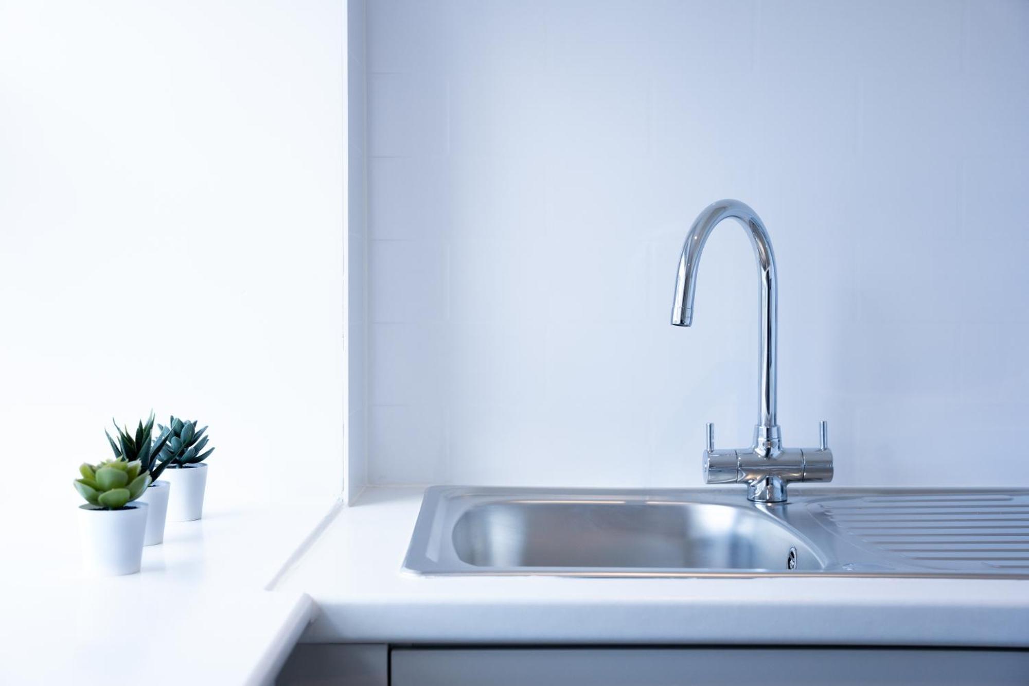 Lonsdale House Boutique Apartments Ълвърстън Екстериор снимка