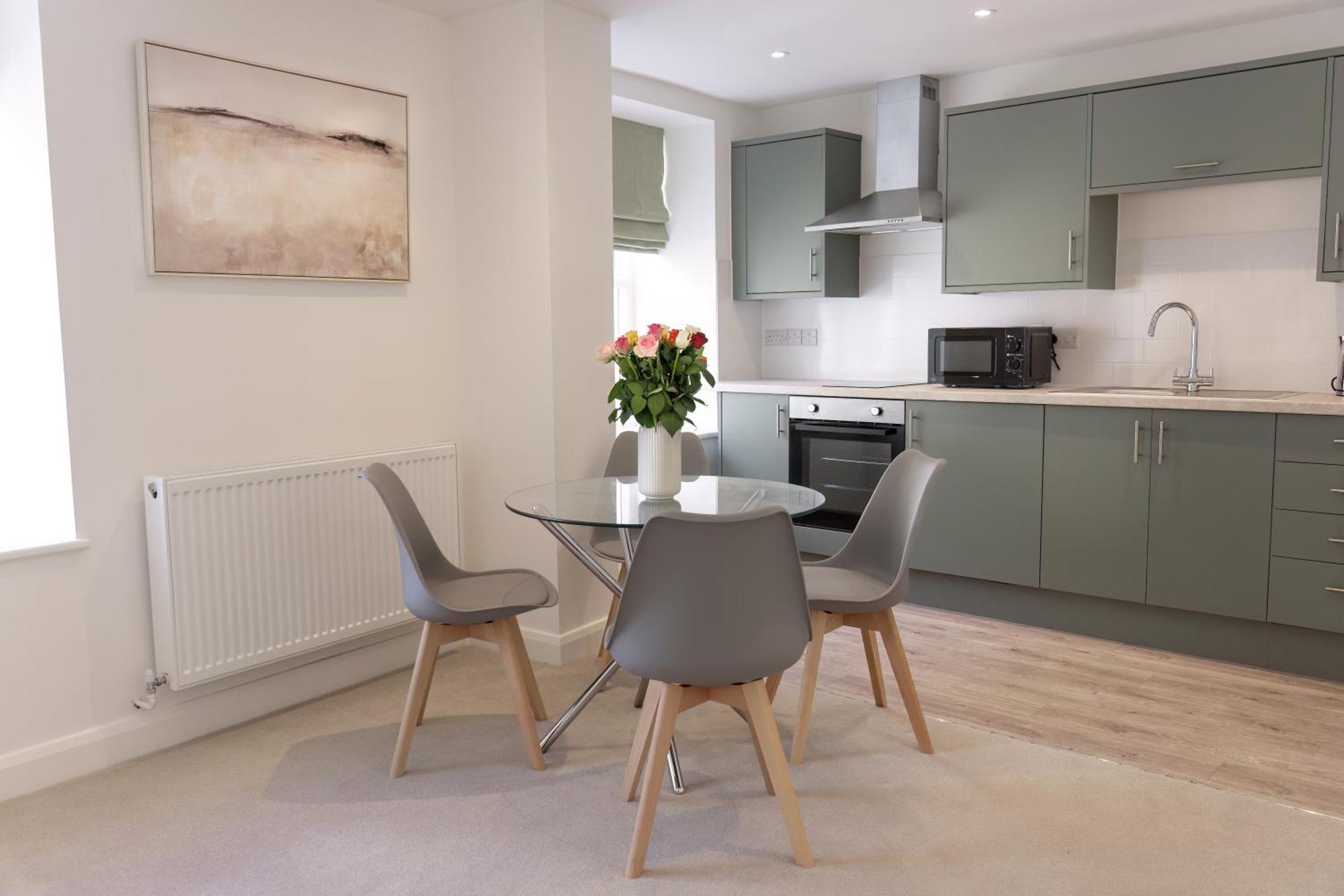 Lonsdale House Boutique Apartments Ълвърстън Екстериор снимка