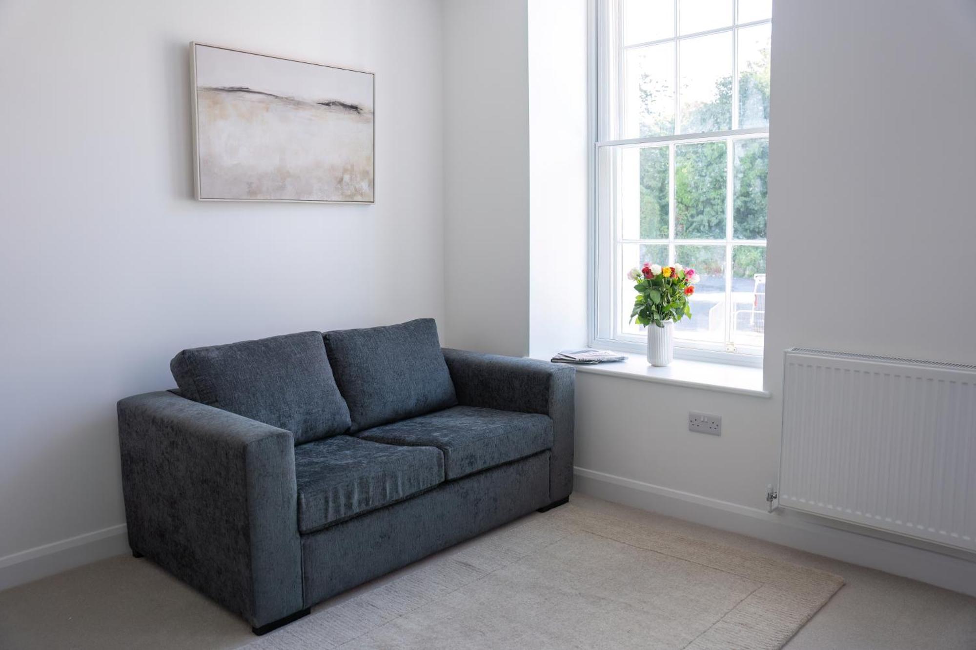 Lonsdale House Boutique Apartments Ълвърстън Екстериор снимка