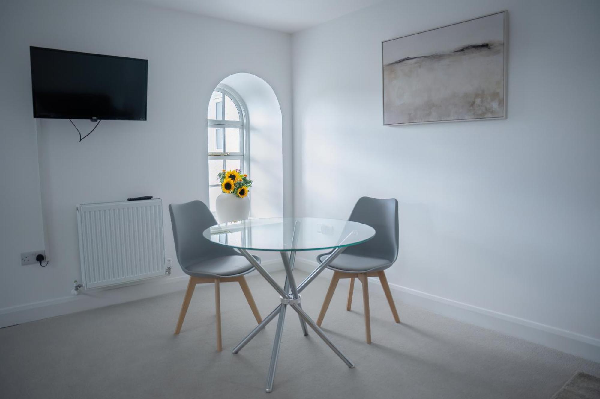 Lonsdale House Boutique Apartments Ълвърстън Екстериор снимка