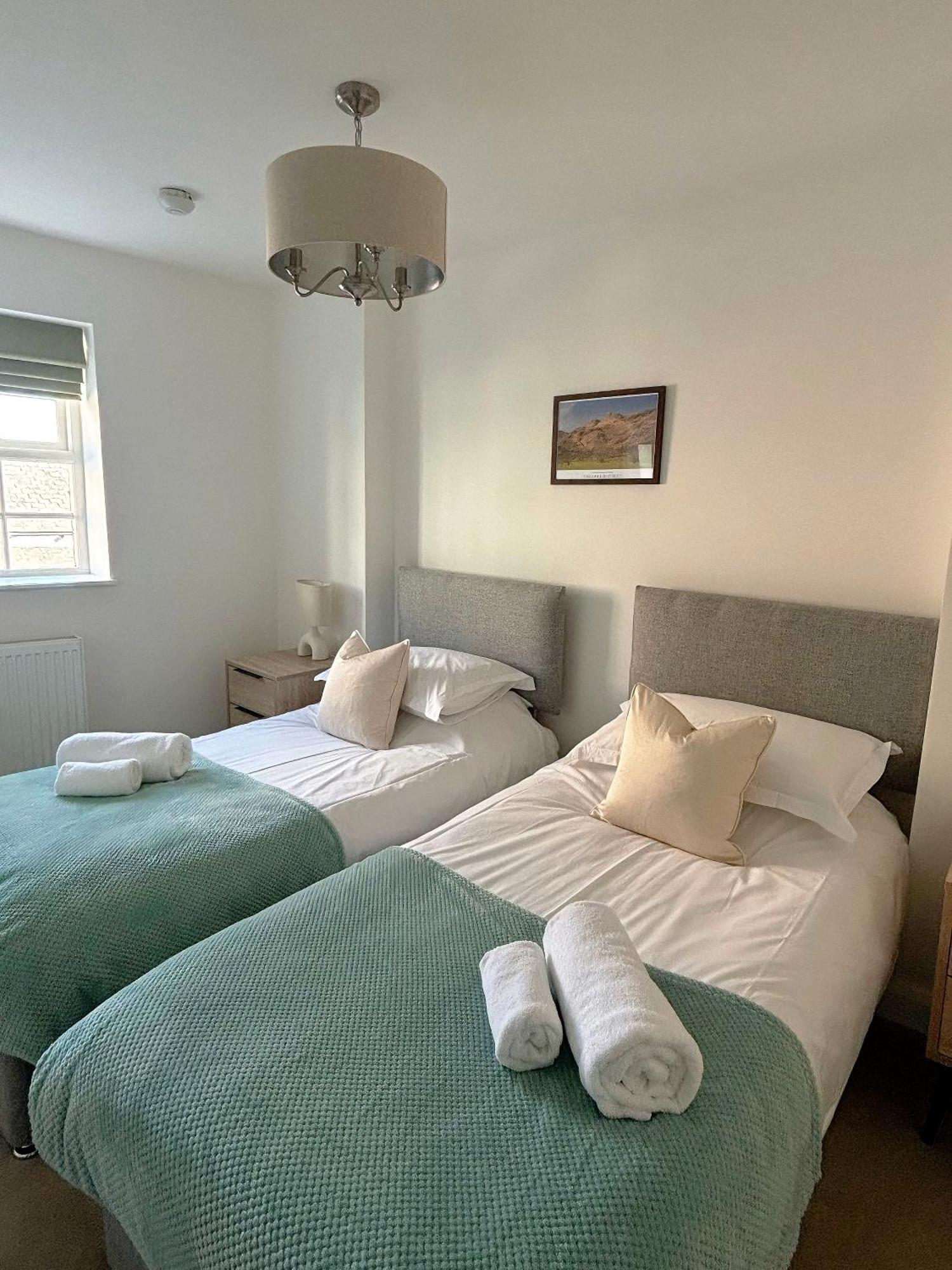 Lonsdale House Boutique Apartments Ълвърстън Екстериор снимка